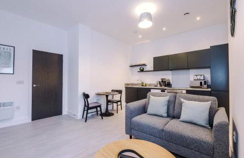 Modern 1BR Apartment in Central Warrington - Foto 6