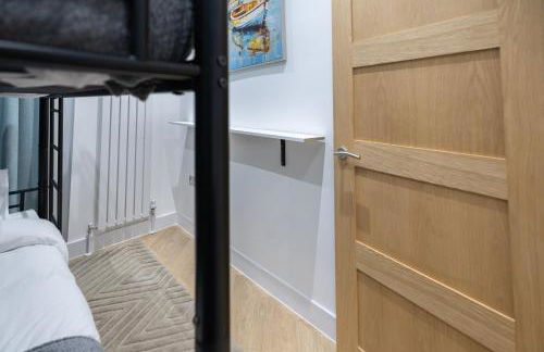 A spacious and modern 4Bedroom house - Foto 38