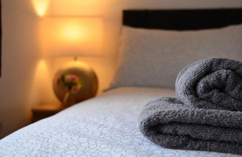 29EW Dreams Unlimited Serviced Accommodation- Staines - Heathrow - Foto 42