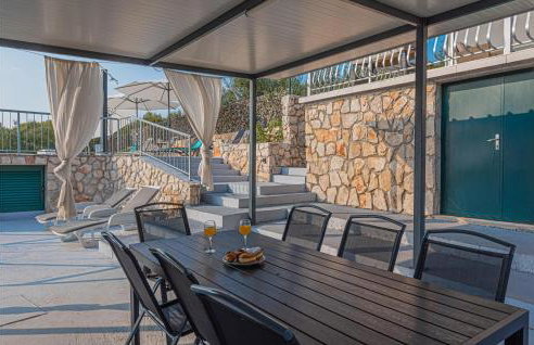 Four-Bedroom Holiday Home In Primosten - Foto 14