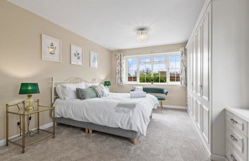 Modern 3 Bedroom Bungalow with Style & Comfort in Leicestershire - Photo 45