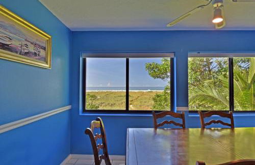 On the Beach, Walk to Village, Watch the Sunsets from Balcony - Foto 11