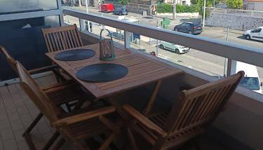 Nice studio 5 minutes walk from the beach - Foto 2