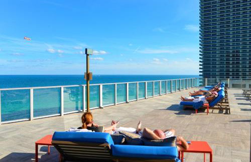Beachfront Condo with Mesmerizing Views - Foto 66