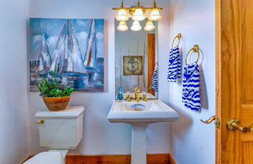 Riverfront Carrabelle Home with Furnished Patio! - Foto 25