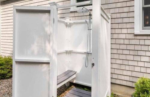 Family Friendly Home Mins to Beach and Downtown - Photo 32