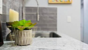 3BR Oasis DT ORL, Full Kitchen & Fenced Yard! - Foto 4