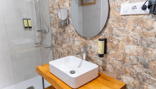 Hotel Rural La Bodega del Baldomero - Foto 4, towels, Shower