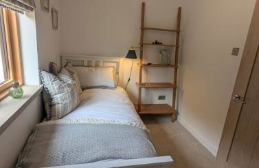 Saltwater Lodge - Air Conditioned 75yrd to the sea - Photo 36