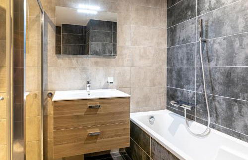 FranceComfort - AlpChalets Portes du Soleil - Photo 26