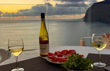 Oceanfront apartment in Los Gigantes, Buenavista Park - Foto 1