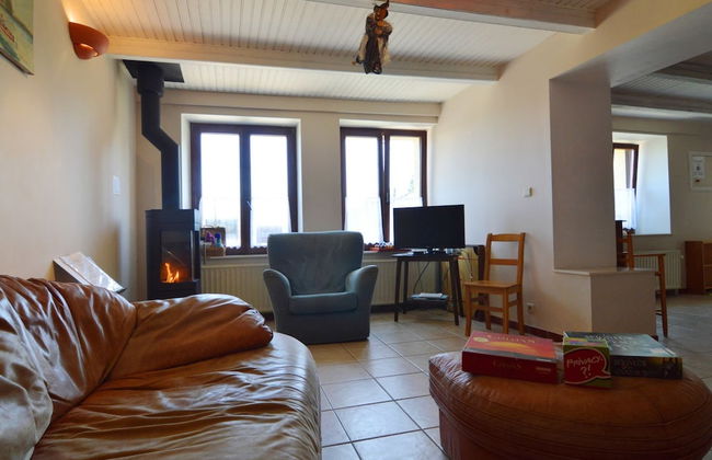 Modern Farmhouse in Chassepierre With Terrace - Photo 19