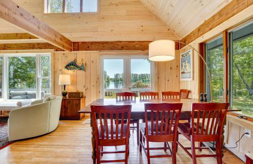 Dock and Kayaks Annabessacook Lake Retreat! - Foto 7