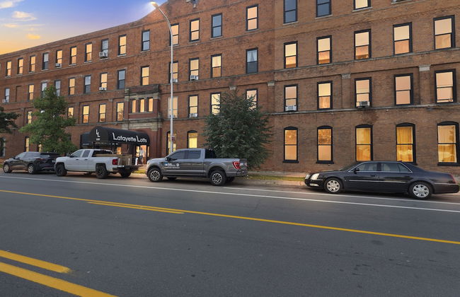 Stylish Chic Retreat At Lafayette Lofts 1 Bedroom Apts by RedAwning - Foto 27