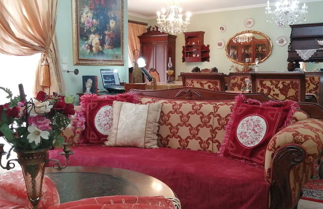 Helen's family home - Photo 21