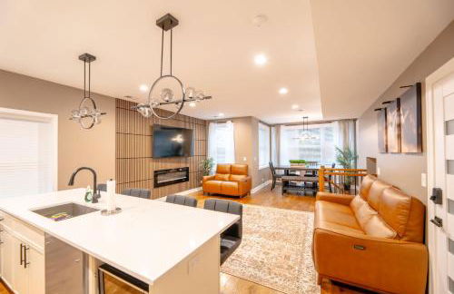 Luxury 9 BR, Villa Mins from Downtown and the Lake - Foto 12