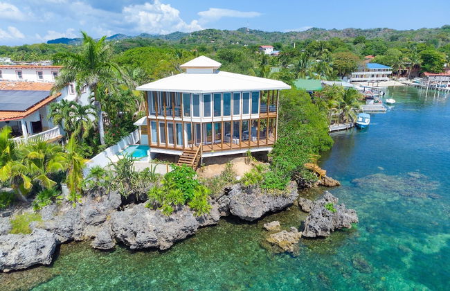 Awesome Over The Water Overlooking West End - Aire Agua 3 Bedroom Home by RedAwning - Photo 50