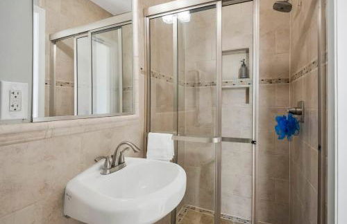 The Castle 3 Condos for Family Friends & Business - Foto 16