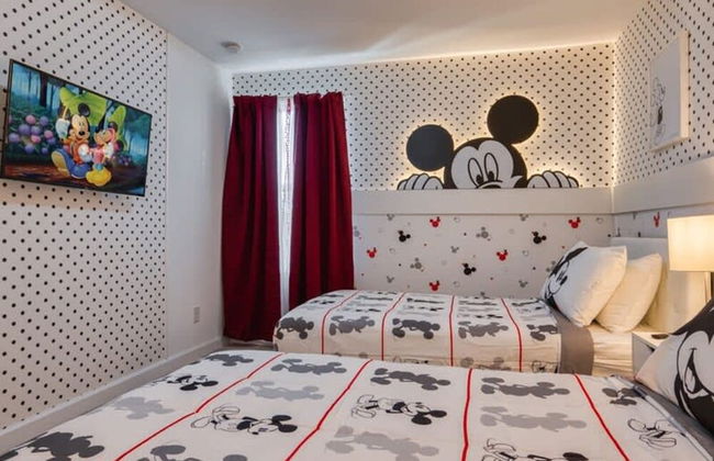 Super Spacious Near Disney With Private Pool - Photo 42