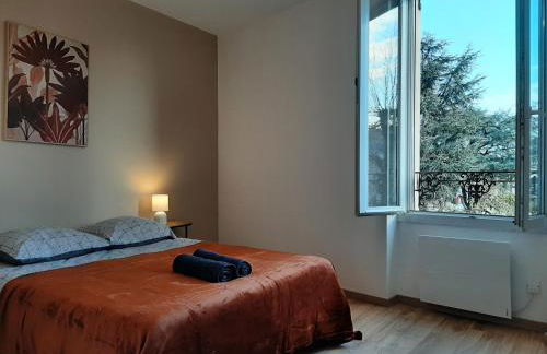 Grand T3 Lumineux - Balcon - 2 chambres - idéal familles & pros - Foto 3