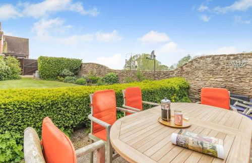 3 Bed in Tong oc-t30724 - Foto 2