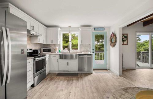 Pond Front Home w Game Room Dog Friendly - Foto 9