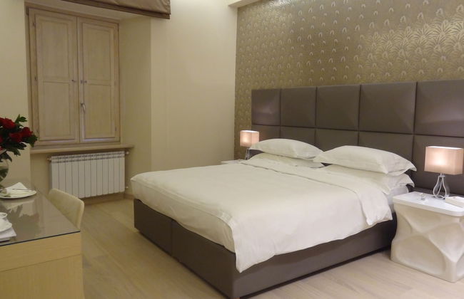 Augustana House - Photo 18