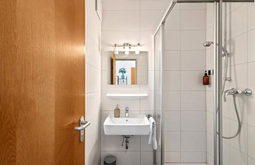 Goltan Apartment - 9 Personen, 3 Bäder, Parkplatz, WIFI - Foto 24