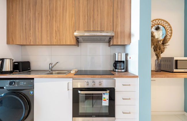 Hue 1-Bedroom Apartment in Larnaca - Foto 8