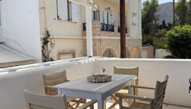 Central Parikia stay-Helios - Foto 2