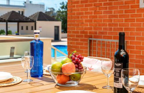 Lagos Apt with pool and huge balcony Very close to Beach and Marina - Foto 9