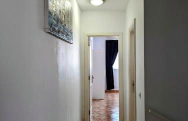 Comfortable 2-Bedroom Duplex in Playa Paraiso with Ocean View, Balcony, and Shared Pool - Photo 2