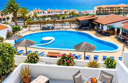 Soleggiato attico vista mare e piscina SC768 - Foto 1