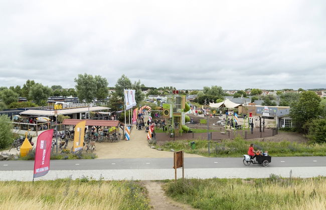 Bungalow in Netherlands With Dune Garden - Photo 34