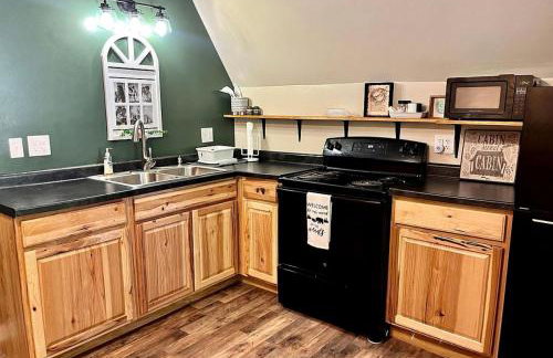 Gorgeous Secluded Cabin with Hiking Trails Near in Frenchburg, Kentucky - Foto 3