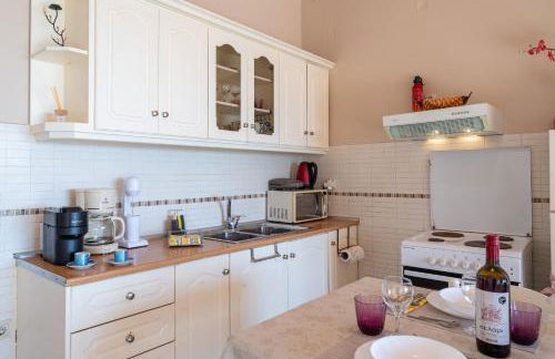 Dorothea Apartment in Chlomos - Foto 16