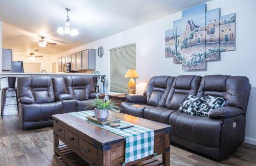 Sun-Kissed Gem - Pool Heater Golf Green AZ Room - Foto 3