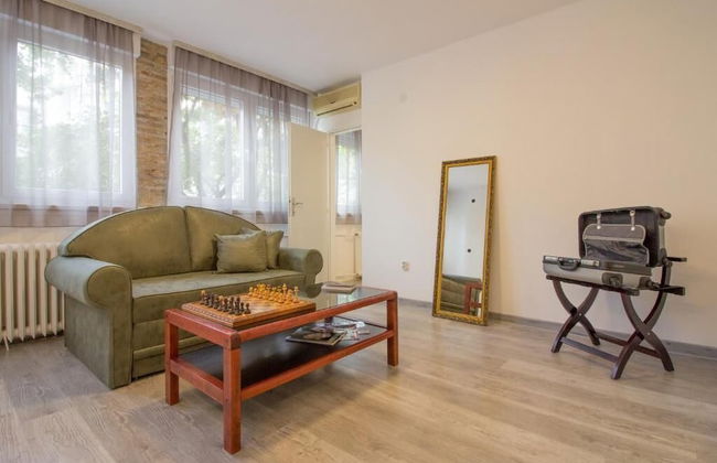 M Prestige Apartment - Photo 1