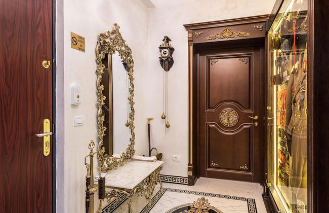 Ussr City Center Luxurious Apartment , Lives the Life of Soviet Generals - Foto 1