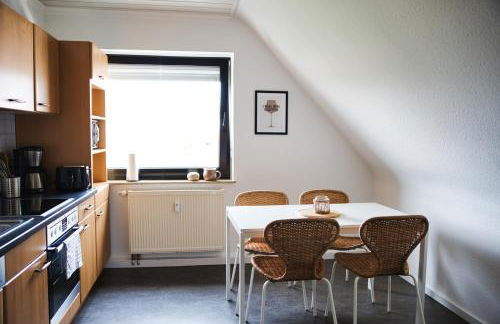 DG-Wohnung mit sonnigem Balkon - Foto 5