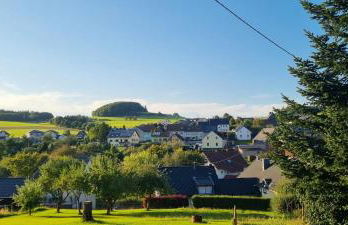 Wellnesshaus Dorfblick mit Outdoor-Jacuzzi und Infrarotkabine, NEU! - Foto 20