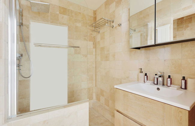 Chic Apartment - 1br/4p - Places des Vosgues - Foto 9