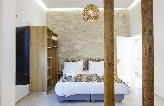 Mandana Villa - With Private Pool Jacuzzi - Photo 29