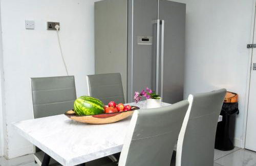 Castle House - Photo 13