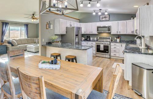 2 Mi to Main St, Sturgis! Spacious Group Getaway - Photo 6