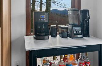 5 Star Gorgeous Cliffside Chalet with Panoramic Views - Foto 17