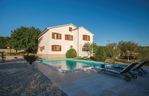 Nice Apartment In Krk With Wifi - Photo 15