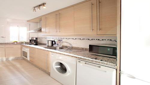 Luxury apartment in Los Boliches, Fuengirola - Photo 5