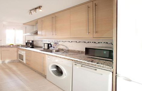 Luxury apartment in Los Boliches, Fuengirola - Photo 5