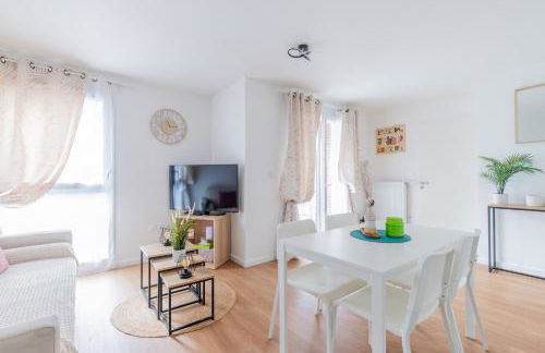 Bel Appartement gare Wifi parking - Foto 10